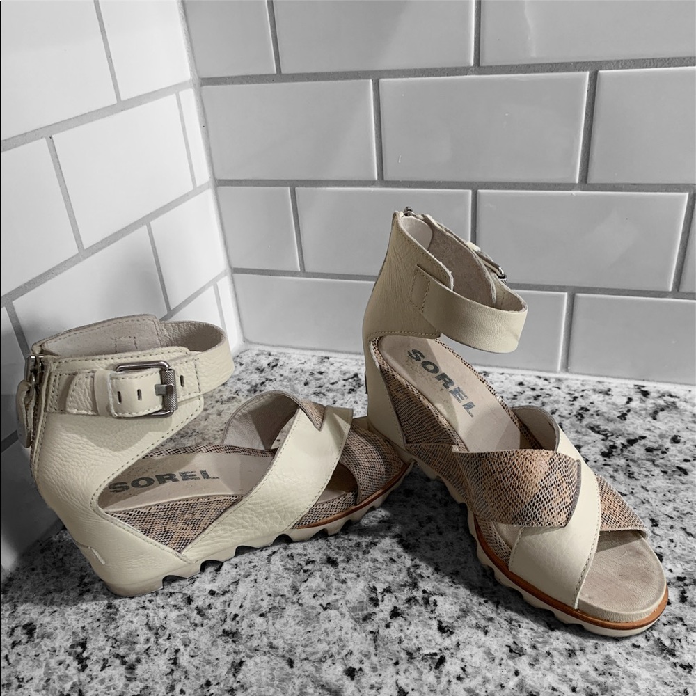 Sorel Joanie Sandal II Cream & Nude Snake